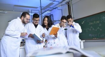 Produção de ciência no Brasil caiu novamente em 2023
