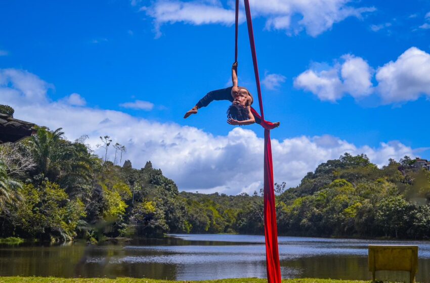 Projeto leva mil crianças para oficinas de circo e preservação ambiental em escola